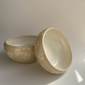 סט קערות הגשה פרחים לבנים