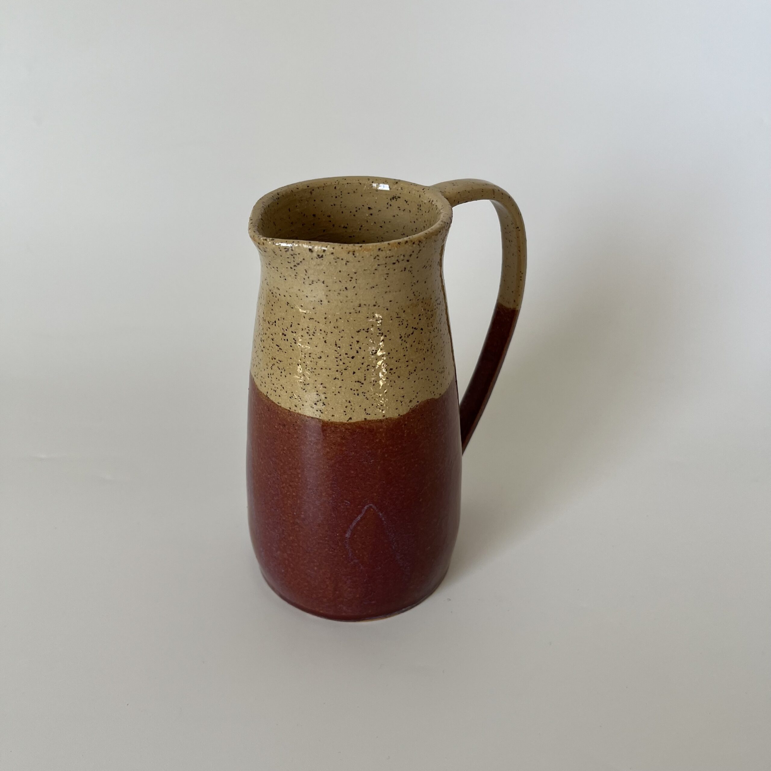 קנקנים מנוקדים קנקנים מנוקדים