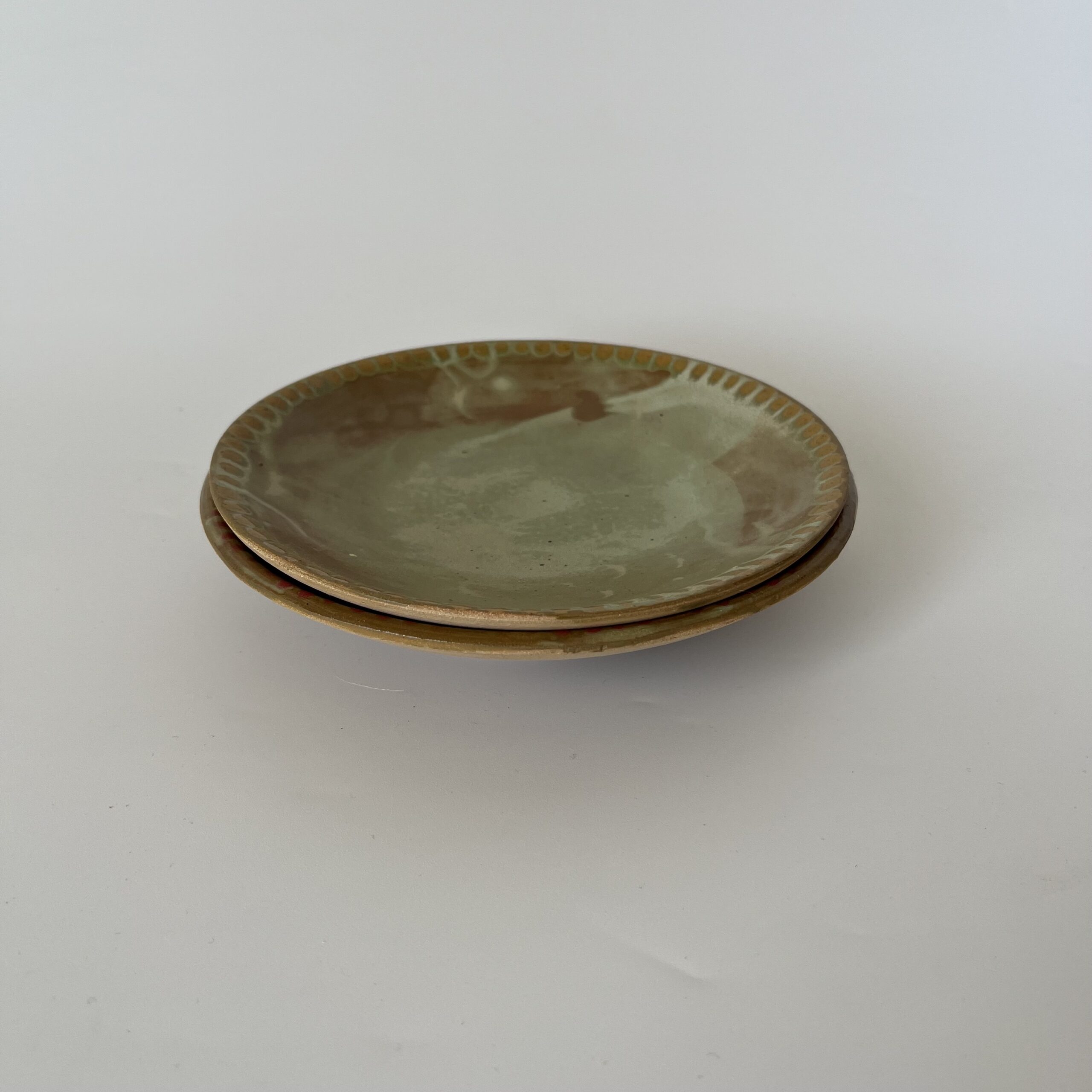 צלחות הגשה צלחות הגשה