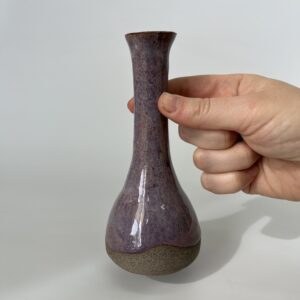 אגרטל סגול משחק