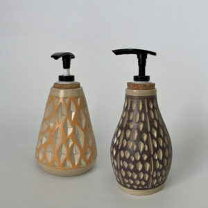 דיספנסר סבון גילופים